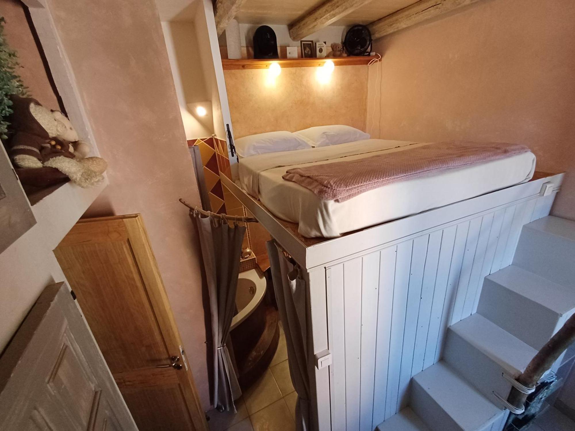 Casaluna, Chambre Climatisee Dans Maison De Village Sotta Exteriör bild